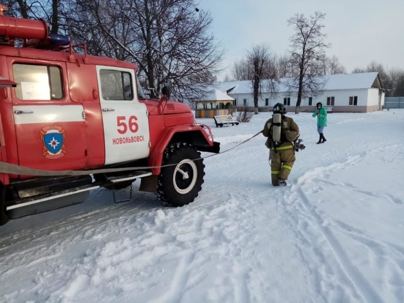 В-Тульской-области-огнеборцы-МЧС-России-провели-пожарно-тактические-учения