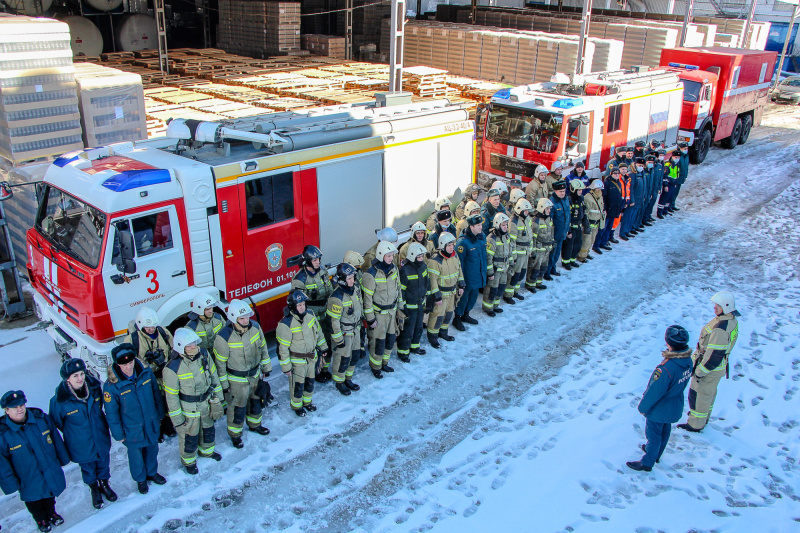 В-Симферополе-прошли-первые-в-этом-году-пожарно-тактические-учения-по-тушению-пожара-по-повышенному-рангу-сложности