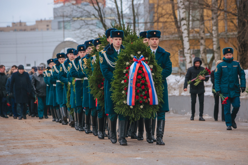 В-Санкт-Петербурге-прошли-традиционные-мероприятия-памяти-пожарных,-погибших-при-исполнении-служебного-долга