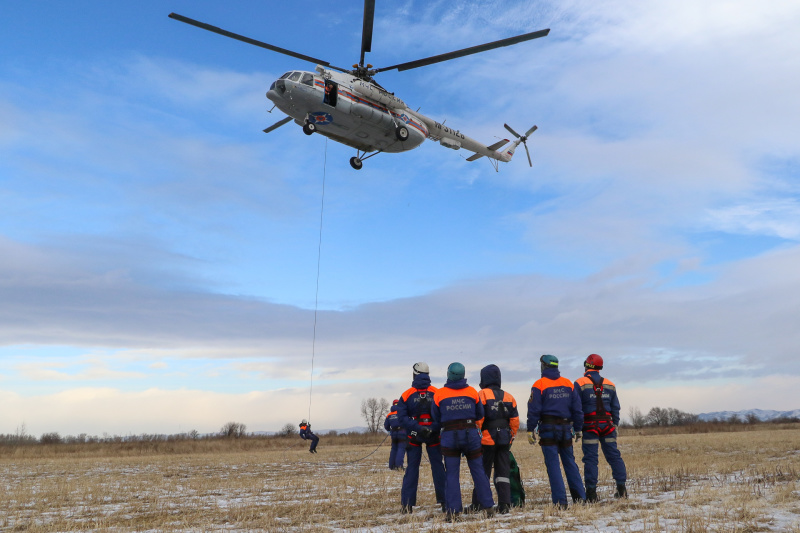 В-Республике-Хакасия-проходят-тренировочные-сборы-сибирских-спасателей-МЧС-России