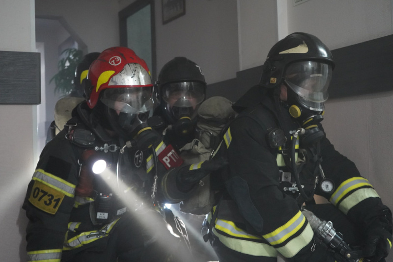 Курсанты-Академии-ГПС-МЧС-России-приняли-участие-в-пожарно-тактических-учениях