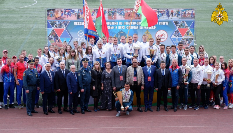 В-Башкортостане-награждены-победители-соревнований-по-пожарно-спасательному-спорту-на-кубок-«Дружбы»-и-приз-«Золотая-штурмовка»