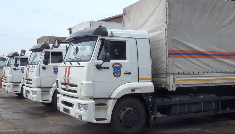 МЧС-России-с-начала-гуманитарной-миссии-доставлено-на-Донбасс-почти-60-тысяч-тонн-гумпомощи