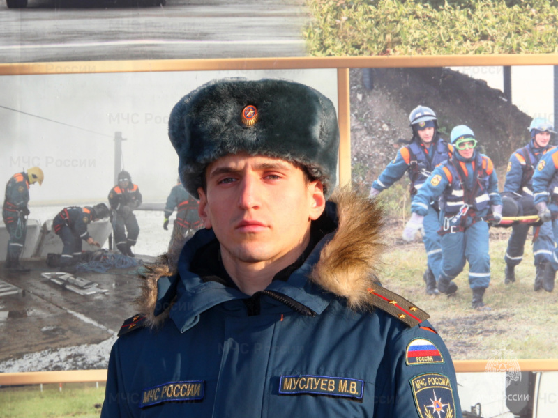 Лучший-пиротехник-МЧС-России-служит-в-Сибирском-спасательном-центре