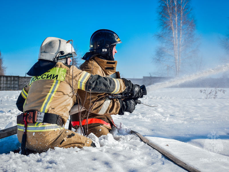В-Мордовии-завершились-соревнования-по-пожарному-развертыванию-в-условиях-глубокого-снега