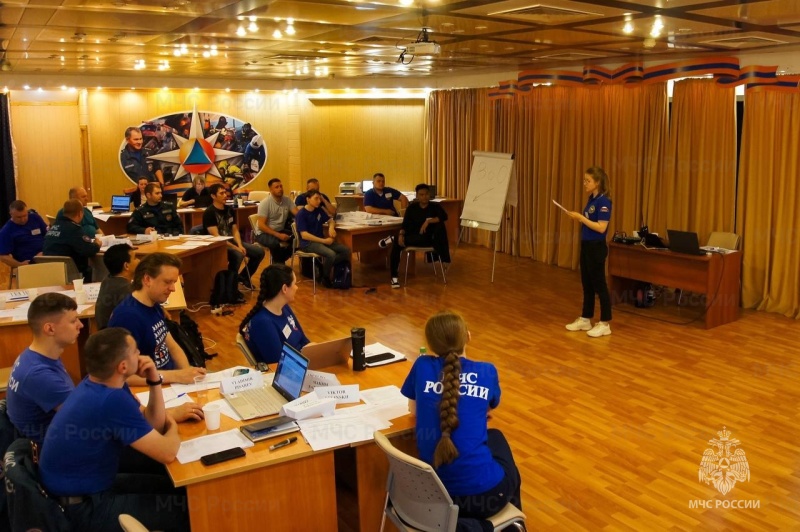 МЧС-России-организован-учебный-курс-по-международной-координации-поисково-спасательных-операций-по-методологии-ИНСАРАГ
