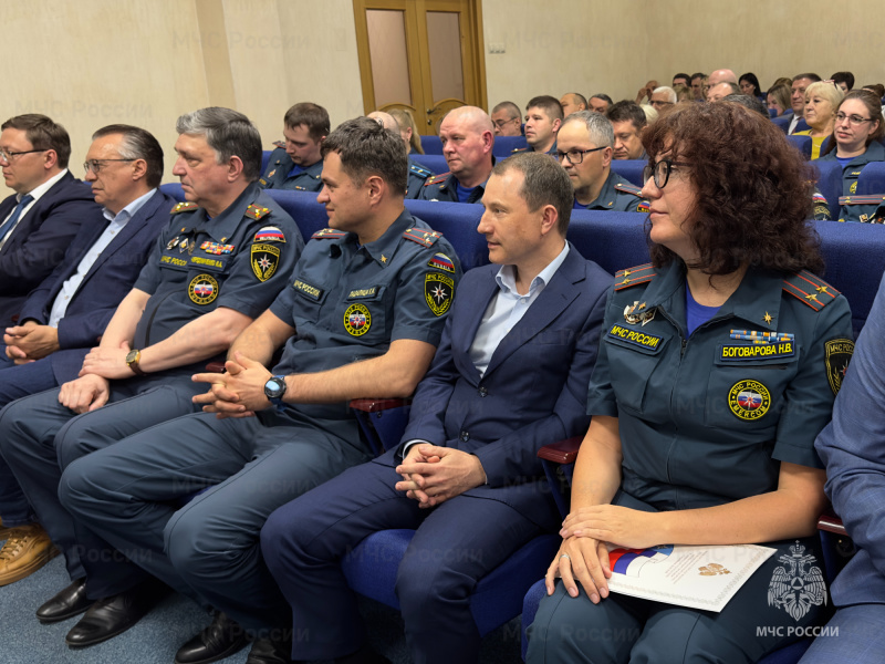 В-Кисловодске-завершились-учебно-методические-сборы-медико-психологических-подразделений-МЧС-России