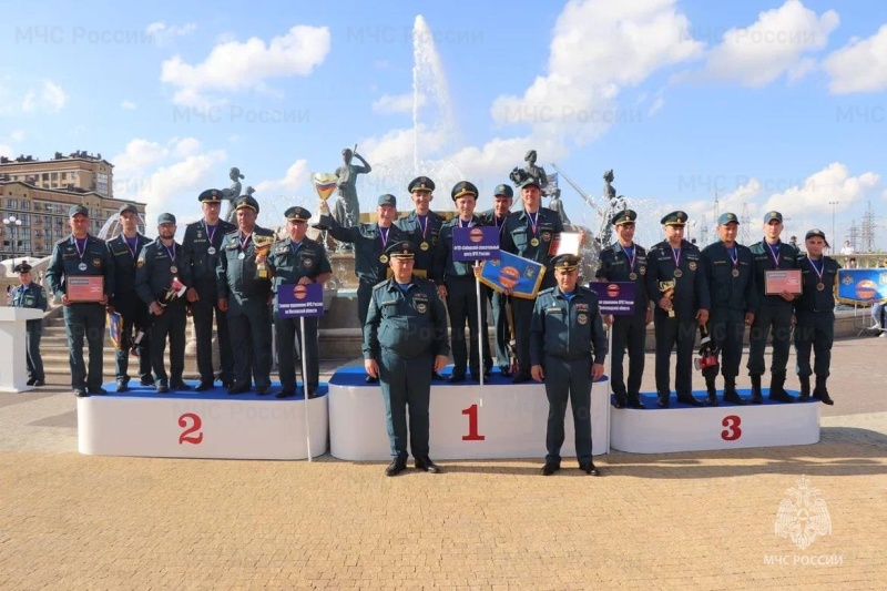 В-Ставрополе-прошли-соревнования-на-лучшую-команду-МЧС-России-по-ликвидации-ДТП