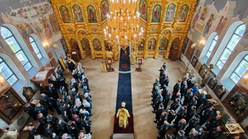 В-Храме-Смоленской-иконы-Божьей-Матери-состоялся-молебен-к-30-летию-Национального-центра-управления-в-кризисных-ситуациях