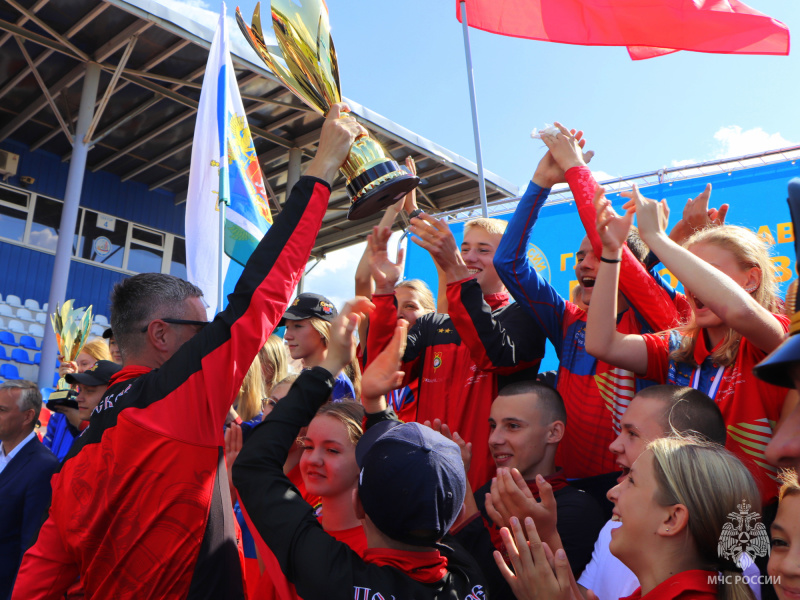 Сборная-Московской-области-стала-Чемпионом-России-в-юношеском-Первенстве-по-пожарно-спасательному-спорту