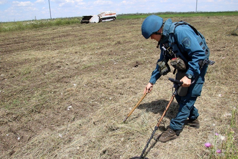 За-полгода-почти-53-тыс.-боеприпасов-обнаружено-и-обезврежено-пиротехниками-МЧС-России