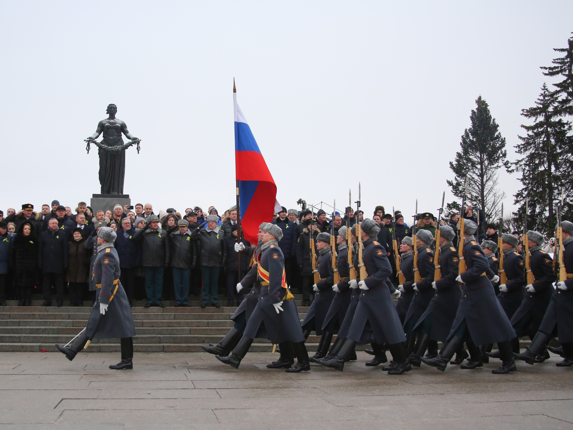 Санкт-Петербург-отмечает-80-ю-годовщину-со-Дня-полного-освобождения-Ленинграда-от-фашистской-блокады