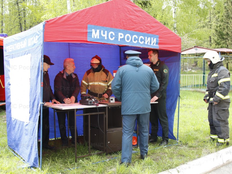 Силы-и-средства-МЧС-России-приняли-участие-в-учениях-по-тушению-лесных-пожаров