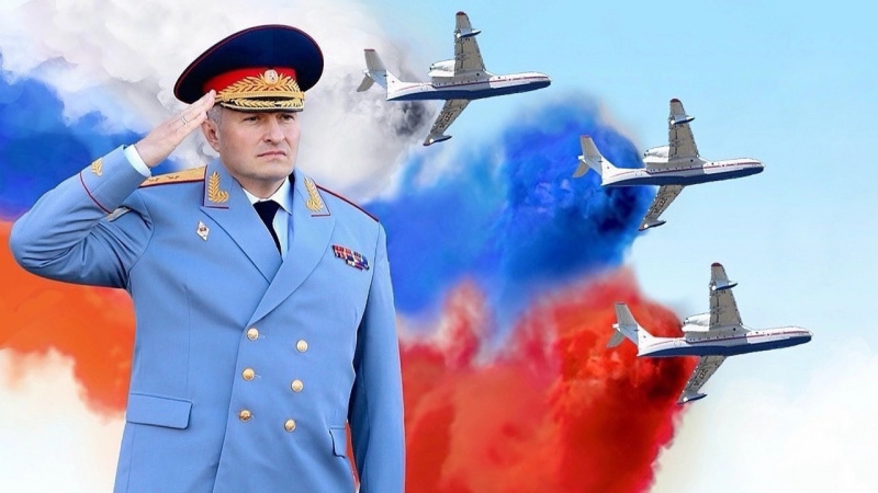 Поздравление-главы-МЧС-Рoссии-Александра-Куренкова-с-Днем-России