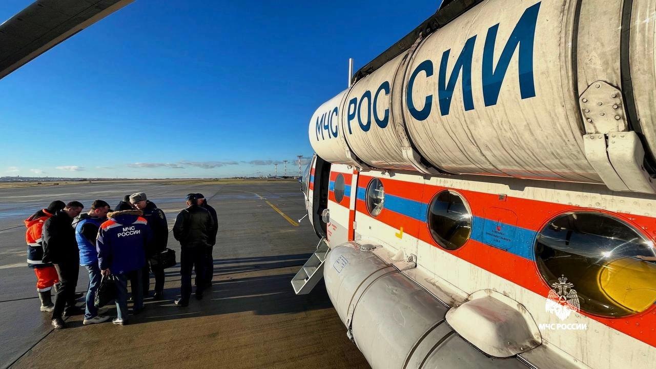 Авиация-МЧС-России-со-специалистами-ведомства-обследуют-акваторию-моря-в-Краснодарском-крае