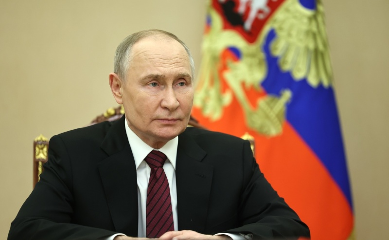 Видеообращение-Президента-России-Владимира-Владимировича-Путина-по-случаю-Дня-спасателя