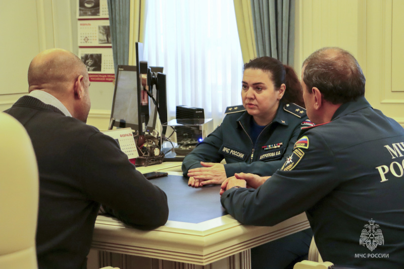 В-Екатеринбурге-обсудили-перспективы-развития-пожарно-спасательных-сил-в-Уральском-федеральном-округе