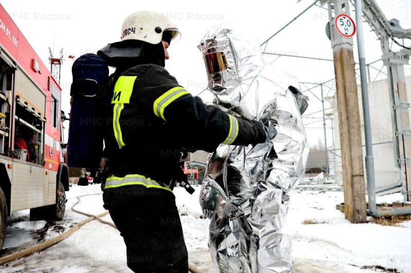 В-Новгородской-области-ликвидировали-условное-возгорание-на-нефтебазе