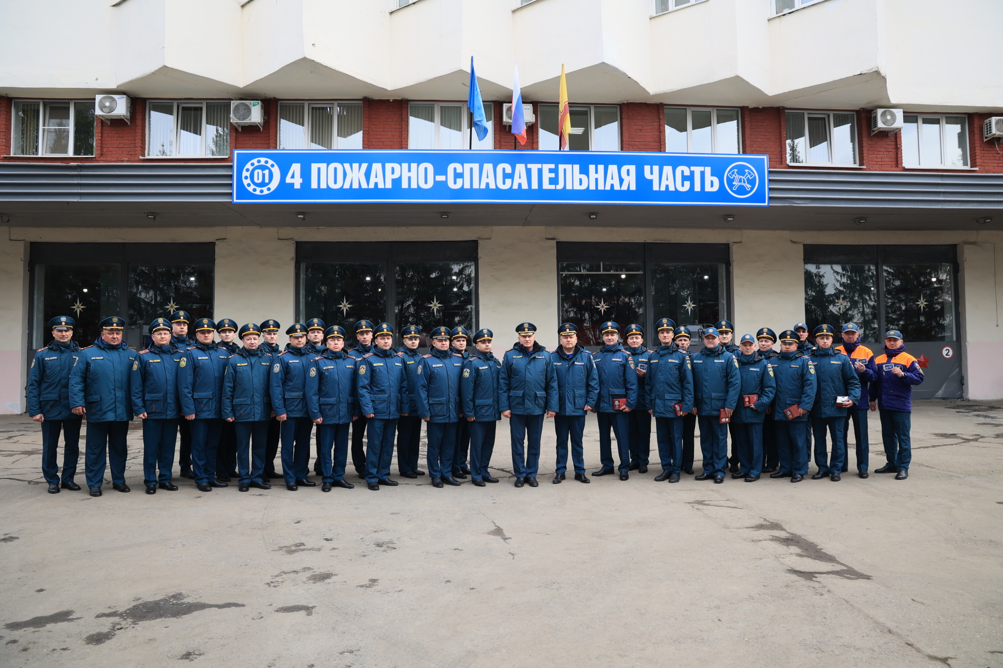 Глава-МЧС-России-вручил-новую-технику-подразделениям-Чувашии