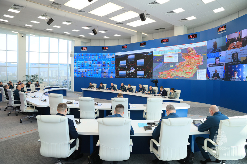 В-МЧС-России-отмечают-существенное-снижение-пожаров-и-происшествий-на-воде,-а-также-гибели-людей-на-них-по-сравнению-с-аналогичным-периодом-прошлого-года
