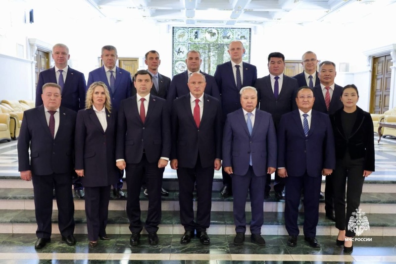 МЧС-России-и-коллеги-из-Монголии-спланировали-ряд-совместных-практических-мероприятий