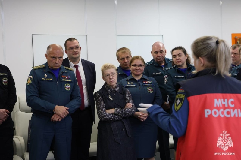 Общественному-совету-при-МЧС-России-напомнили-о-практических-навыках-первой-помощи