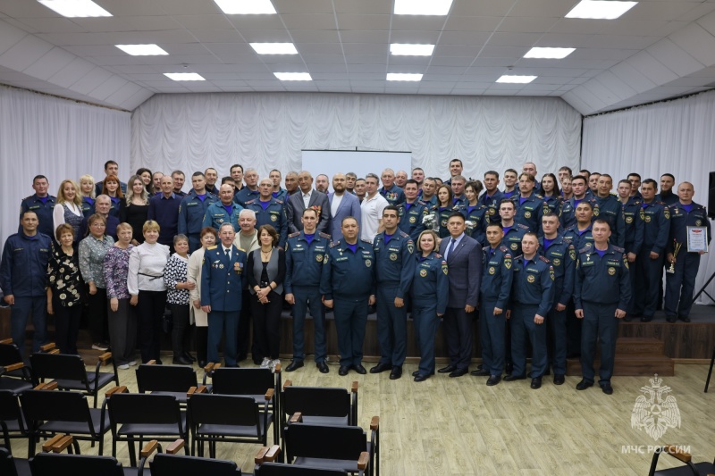 Башкирский-28-пожарно-спасательный-отряд-МЧС-России-отметил-четверть-века-на-службе-людям