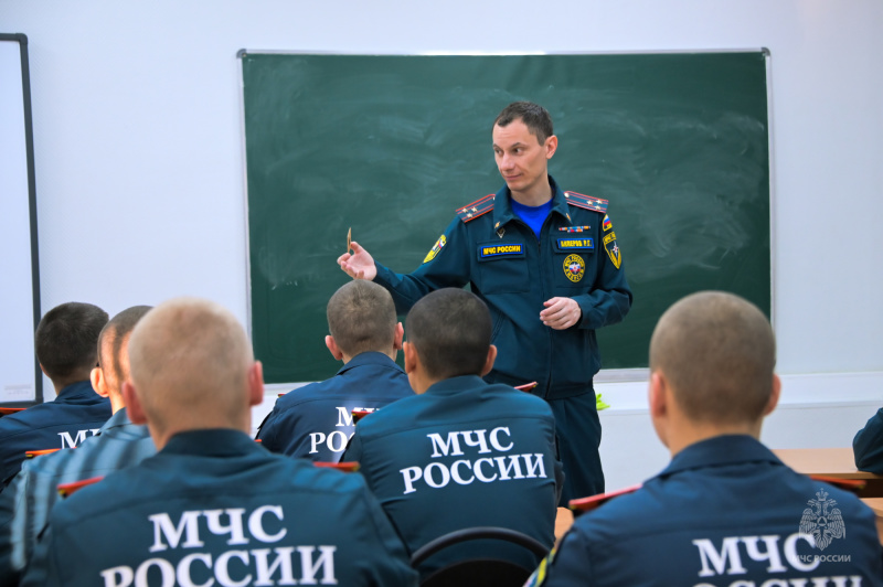 В-Москве-завершился-обмен-опытом-для-курсантов-ведомственного-вуза-из-Донбасса