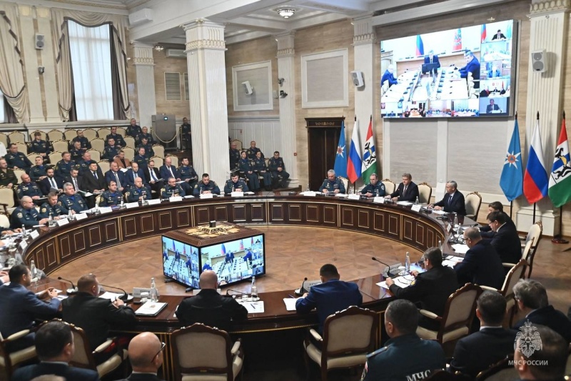 В-Новосибирске-подвели-итоги-работы-подсистем-РСЧС-Сибирского-федерального-округа-за-2025-год