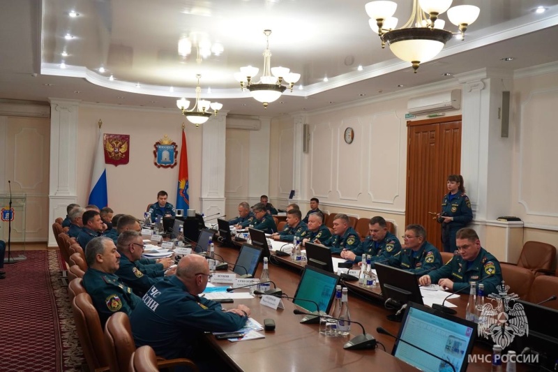 В-Тамбове-обсудили-вопросы-служебной-деятельности-подразделений-МЧС-России-в-Центральном-федеральном-округе