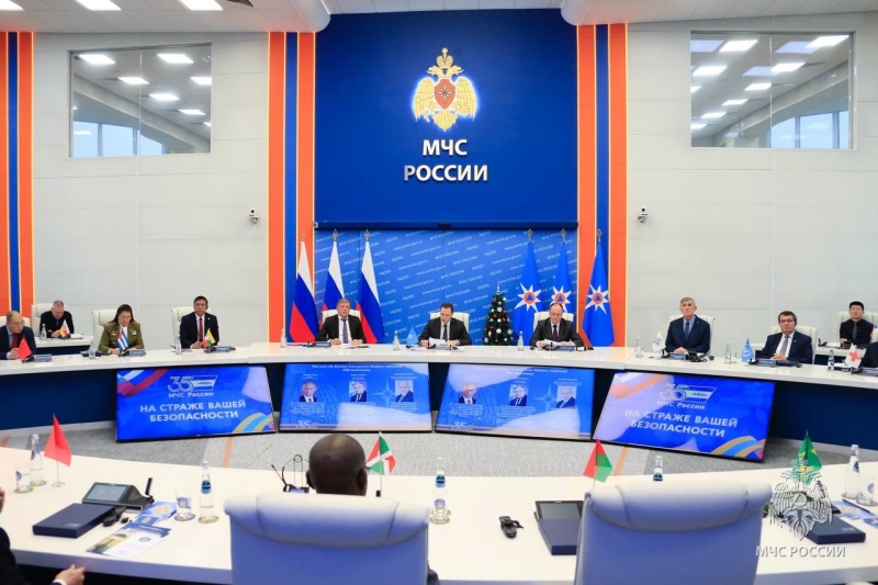 МЧС-России-намерено-укреплять-взаимодействие-с-чрезвычайными-ведомствами-других-государств