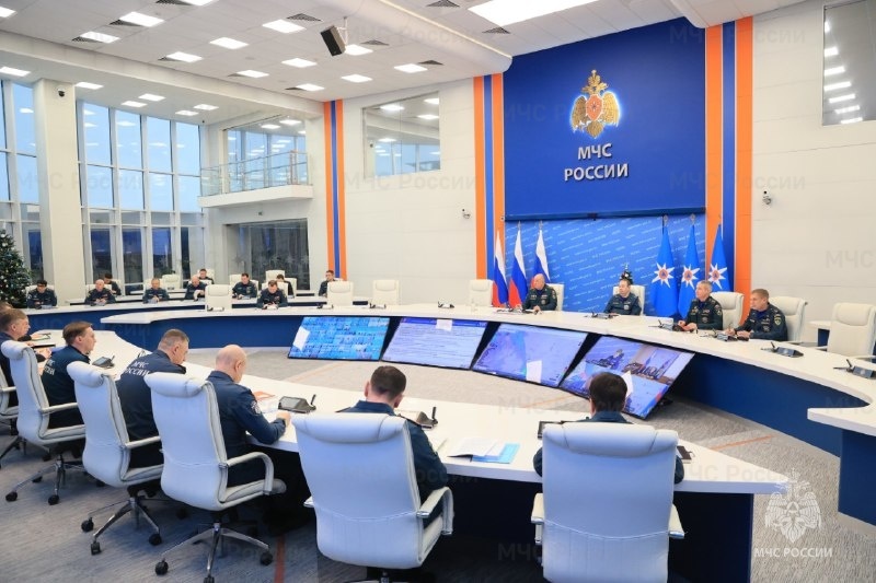 МЧС-России:-в-период-новогодних-каникул-обеспечена-безопасность-более-34,7-тыс.-праздничных-мероприятий