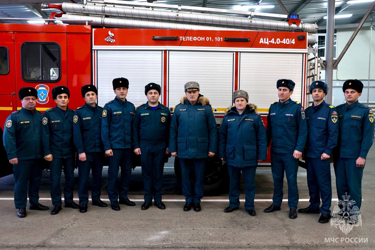 Александр-Куренков-дал-поручения-по-развитию-пожарно-спасательной-инфраструктуры-подразделений-Северной-Осетии
