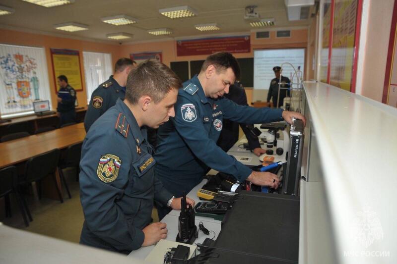 Наука-МЧС-России:-от-фундаментальных-исследований-до-спасения-жизней