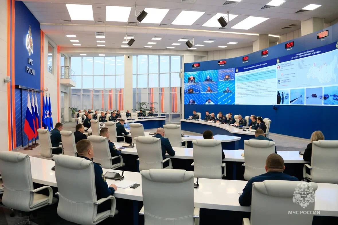 МЧС-России:-сход-снега-с-крыш-стал-причиной-гибели-девяти-человек