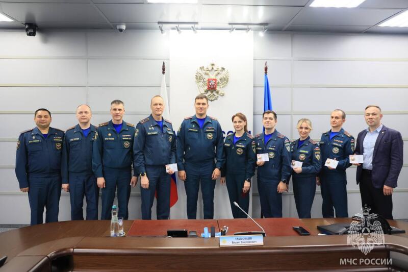 Нормативы-«Готов-к-труду-и-обороне»-выполнили-39-сотрудников-центрального-аппарата-МЧС-России