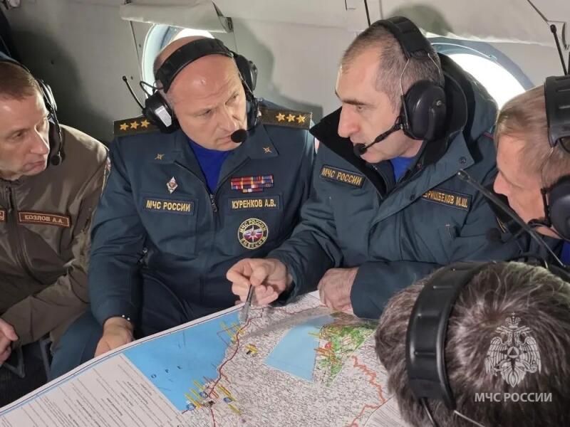 Глава-МЧС-России-оценил-последствия-подтоплений-в-дагестанском-селе-Мамедкала