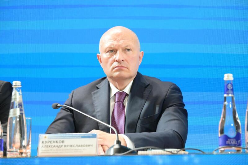 Александр-Куренков-принял-участие-в-заседании-коллегии-Федерального-медико-биологического-агентства