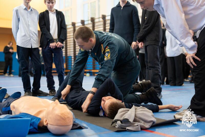 От-знаний-к-действиям:-основы-безопасности-для-школьников