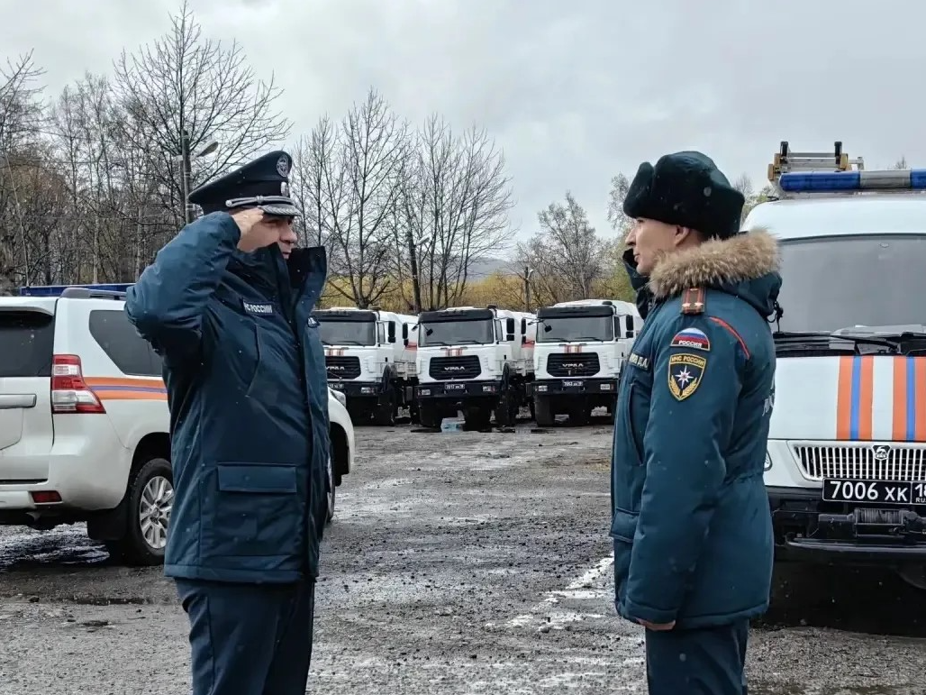 Делегация-МЧС-России-продолжает-работу-на-Дальнем-Востоке