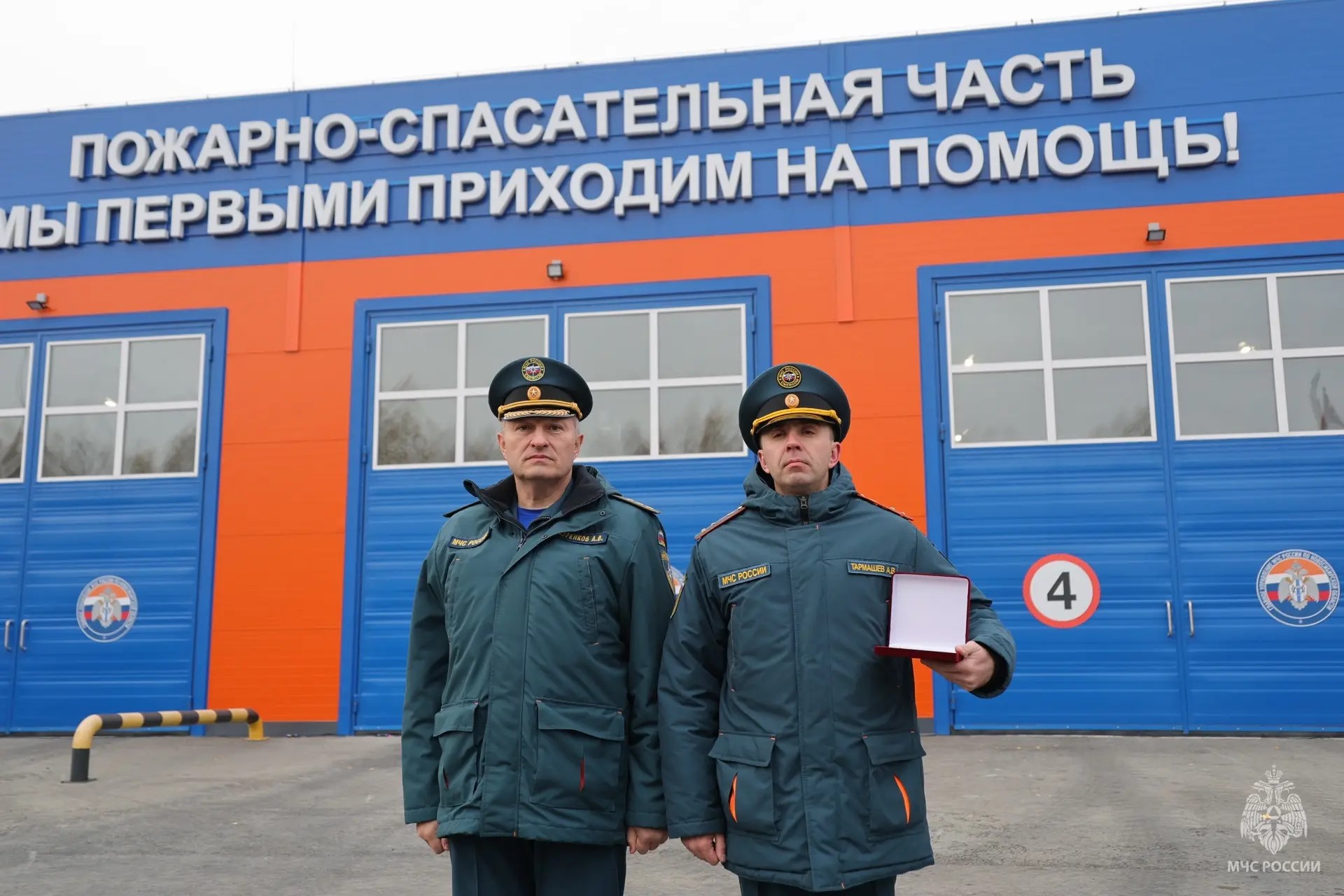 В-Новосибирской-области-Александр-Куренков-открыл-пожарно-спасательную-часть-и-вручил-новую-технику