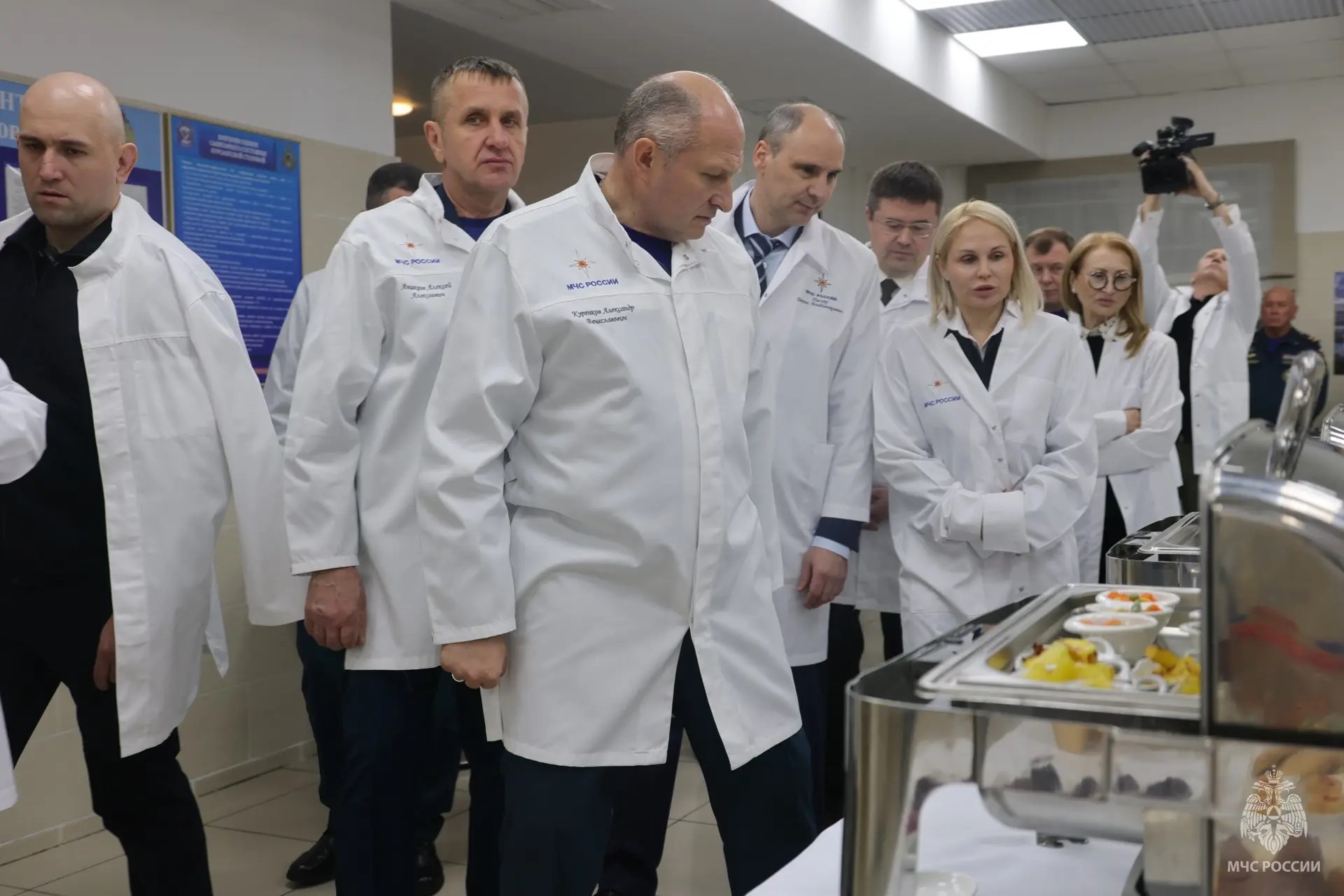 В-вузах-МЧС-России-совершенствуют-систему-питания-курсантов